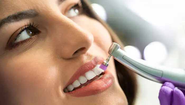 آشنایی-با-اسپری-های-دندان