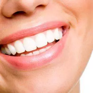 تصویری از دندان های زیبا